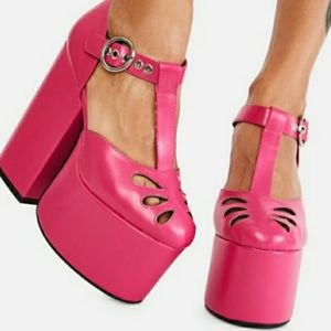 pink raindrop cutout platform heels ♡